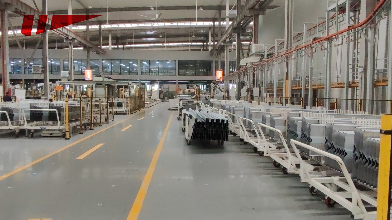 LIFT-IMPORT посетил несколько заводов крупных производителей в Шанхае